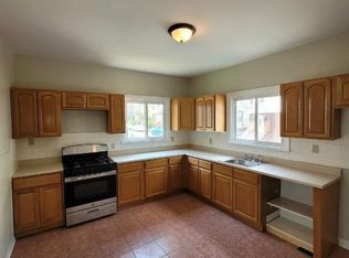 97 University Pl #A1, Irvington, NJ 07111