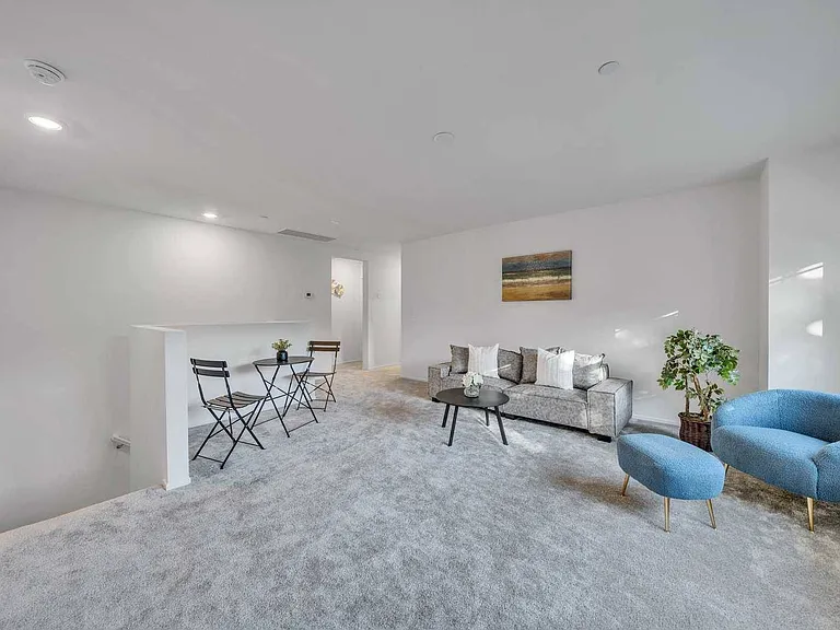 1705 Park Place Ln — Photo 8