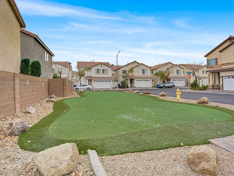 7268 Vinca Rd — Photo 38