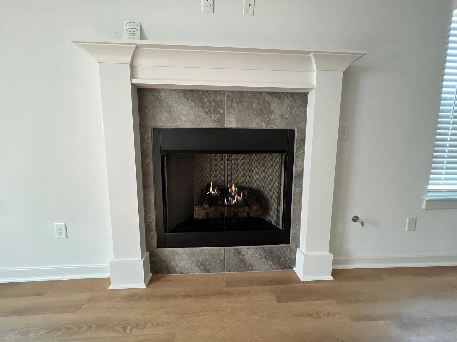 3 bed, 1356 sqft, $1,595 — Photo 4