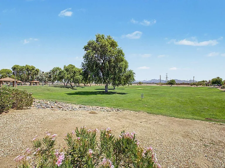 12570 W Desert Flower Rd — Photo 31