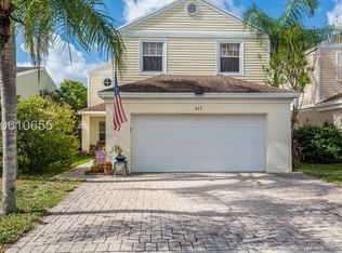 217 SW 159th Ln, Sunrise, FL 33326
