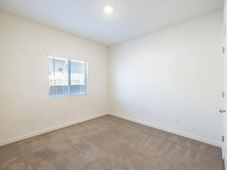 2057 Skipper Cove Way — Photo 14