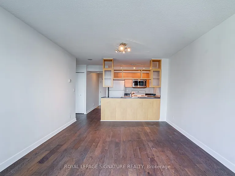 397 Front St W #3608 — Photo 18