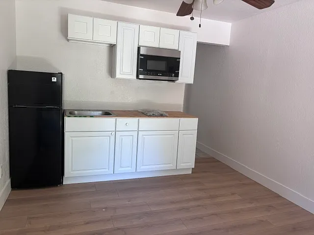 1031 Moss Rd #10 — Photo 1