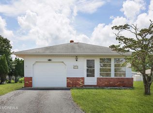 23 Capri Court, Toms River, NJ 08757