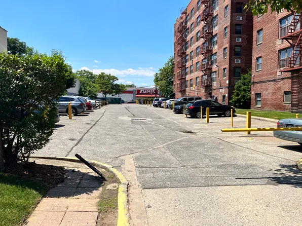 1270 East 51st Street 6H image 15 of 15