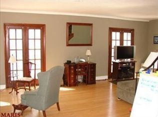 57 S Laclede Station Rd, Saint Louis, MO 63119