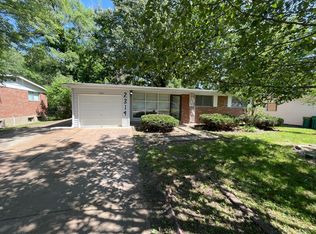 2314 Hudson Rd, Saint Louis, MO 63136