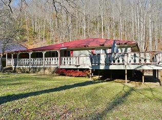 1071 Ray Creek Rd, Franklin, NC 28734