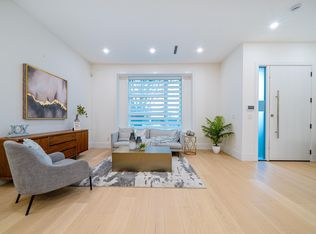 4210 Union St #2, Burnaby, BC V5C2X4
