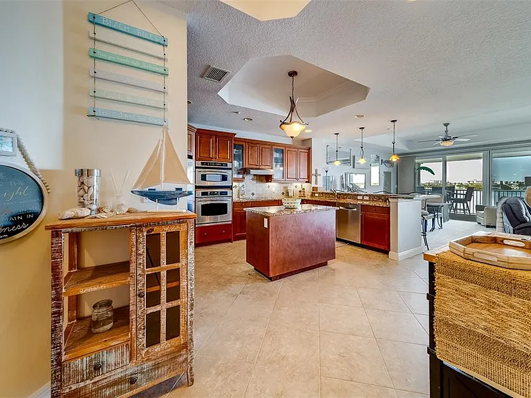 17745 Gulf Blvd #303 — Photo 11