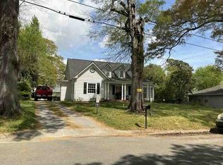 306 Victoria Ave, Cedartown, GA 30125