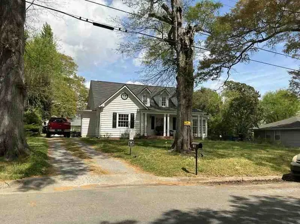 306 Victoria Ave, Cedartown, GA 30125