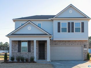 100 Cavern Ct, Huntsville, AL 35811