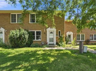 2277 Mountain Grove Ave #39, Burlington, ON L7P2H8