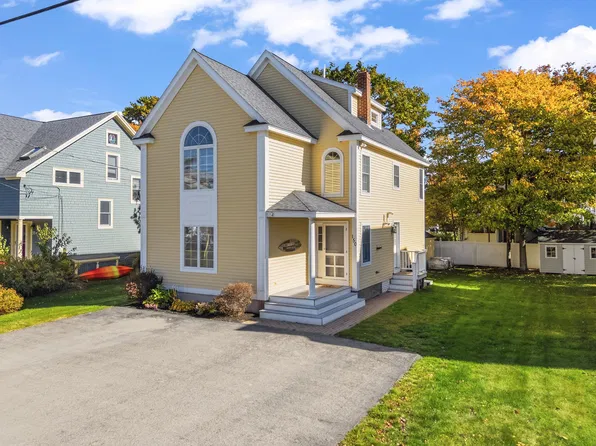 150 South Tibbetts Avenue, Wells, ME 04090