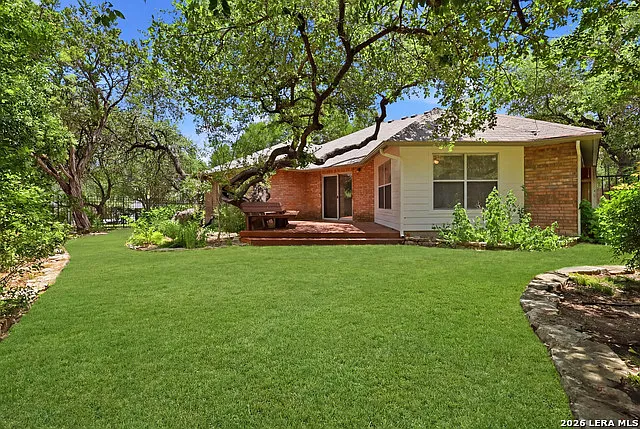2254 Indian Meadows Dr — Photo 32