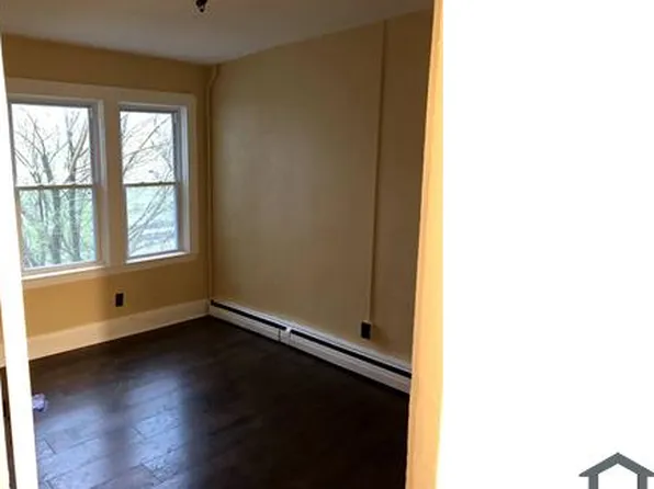 28 Greenwood St Floor 2, Dorchester, MA 02121
