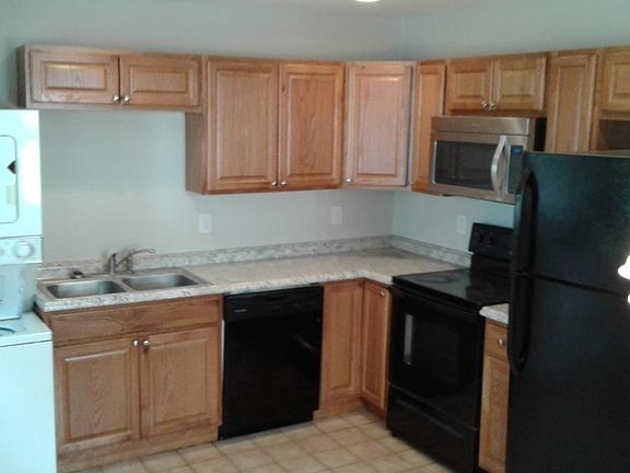 3rd image of 1411 N 24th St