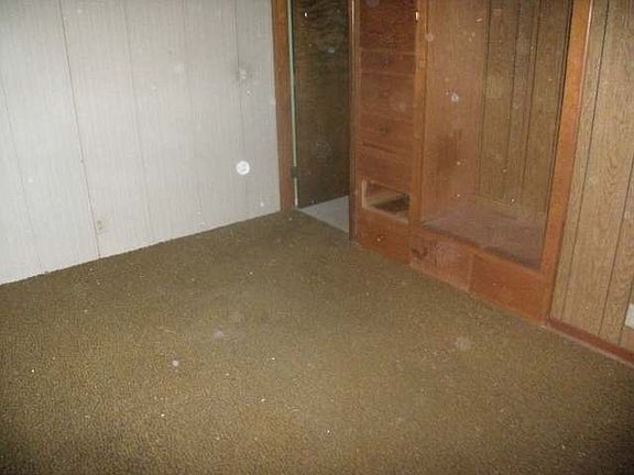 3rd image of 700 ALEXANDER ST S S