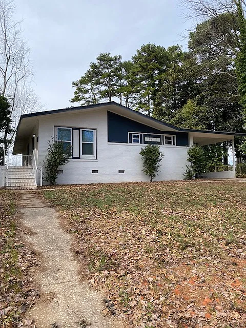 3519 Rosehaven Dr