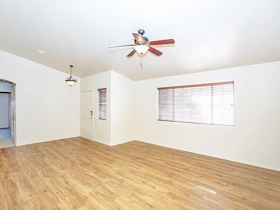 5th image of 3412 W 27th St