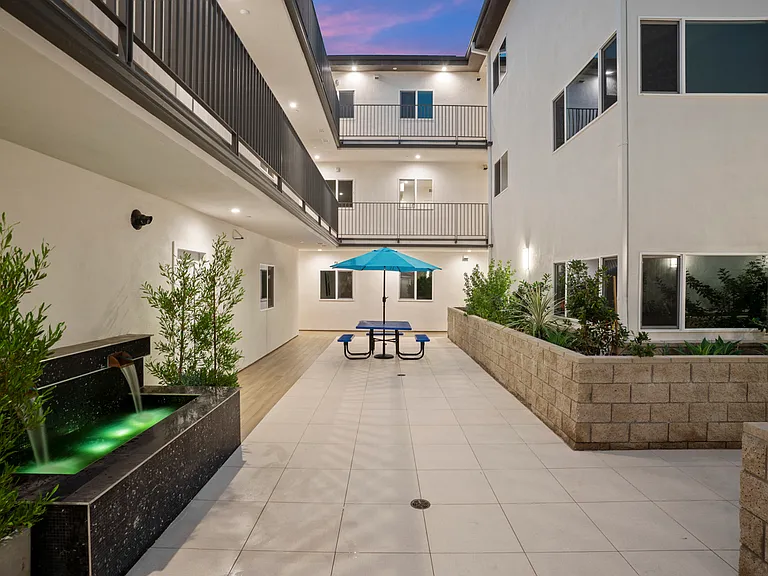 4960 Sepulveda Blvd #301 — Photo 14