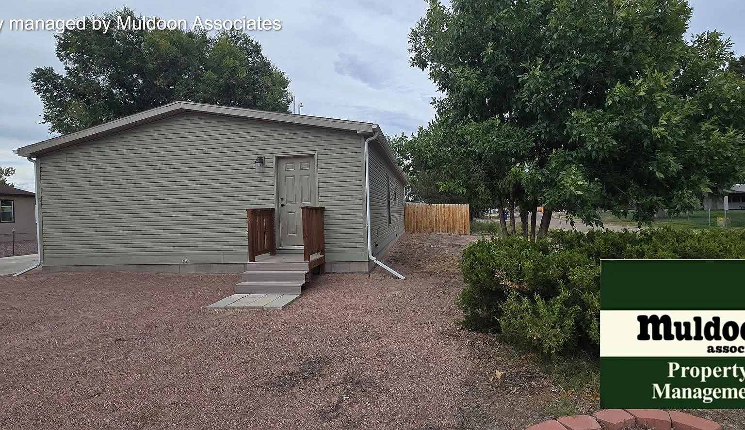 Like new Pueblo West home available now! — Photo 2