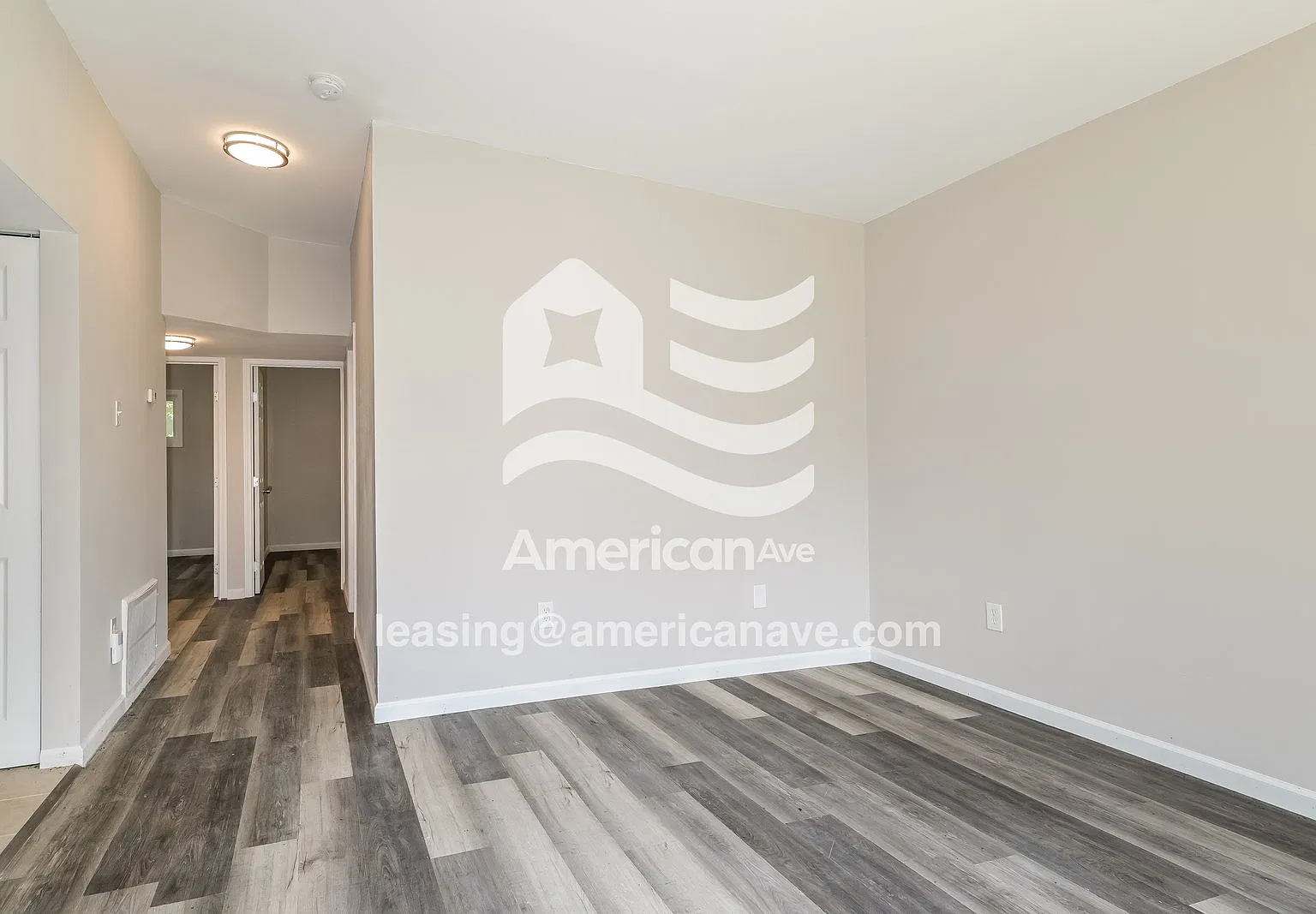 3 bed, 1.0 bath, 950 sqft, $1,550 — Photo 3