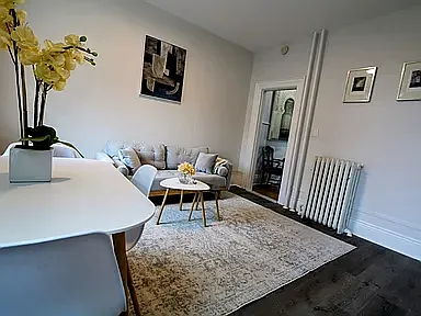 2 bed, 1000 sqft, $2,800 — Photo 2