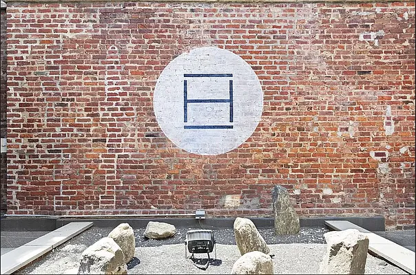 Rented by REAL New York | media 25