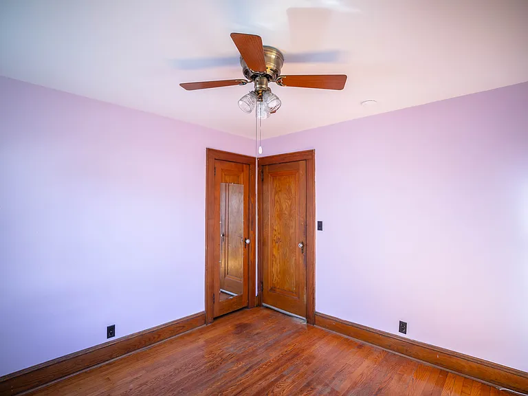 31 Spring Valley Ave — Photo 13