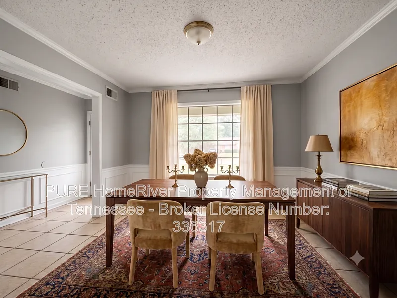 3 bed, 2.0 bath, 1477 sqft, $1,645 — Photo 3