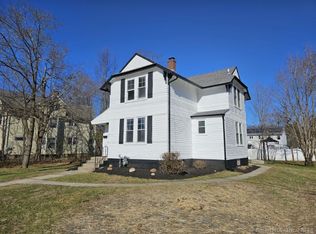 42 Park St, Plainville, CT 06062