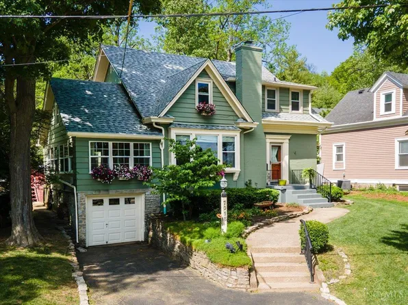 7016 Hiawatha Ave, Cincinnati, OH 45227