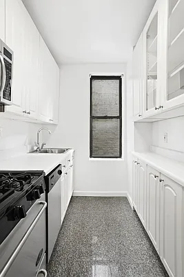 Rented by Compass | media 3