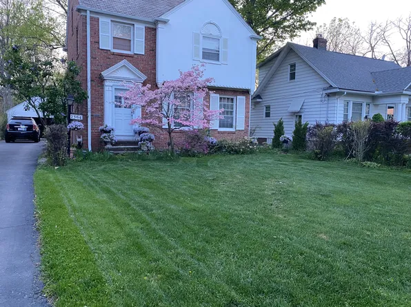 2364 Ashurst Rd, Cleveland, OH 44118