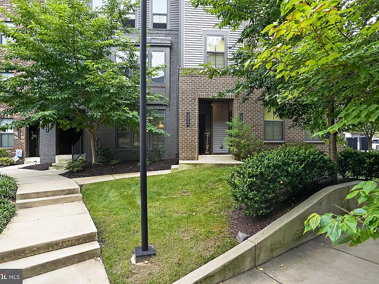 13246 Lake Woodland Way #5A — Photo 4
