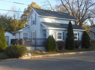 109 S Lowe St, Dowagiac, MI 49047