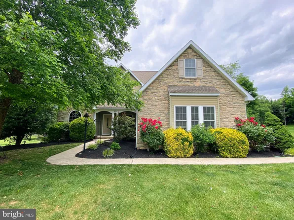 479 Arbor Shade Dr, Inwood, WV 25428