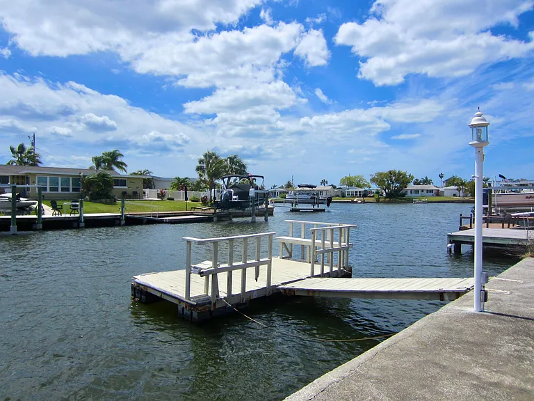 4512 Floramar Ter — Photo 6