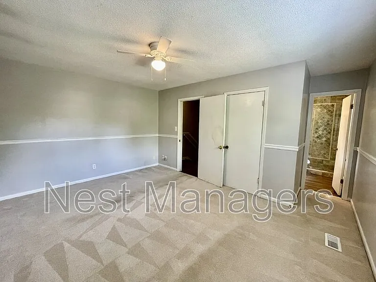5651 Dodge Dr — Photo 24