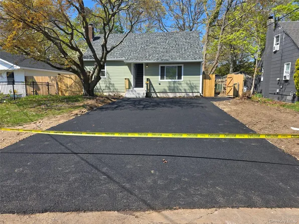 198 Concord Road, Shirley, NY 11967