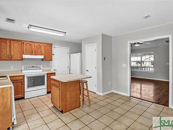 5th image of 119 Ashley Drive