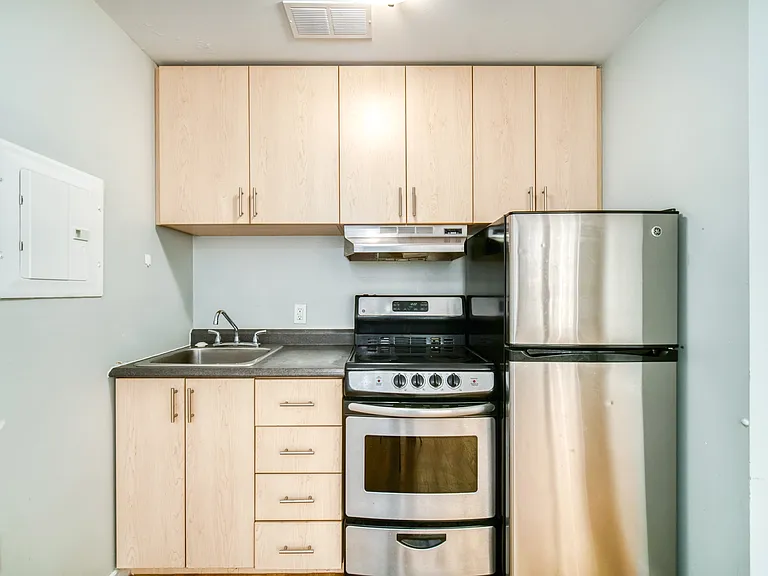 5222 Green St — Photo 2