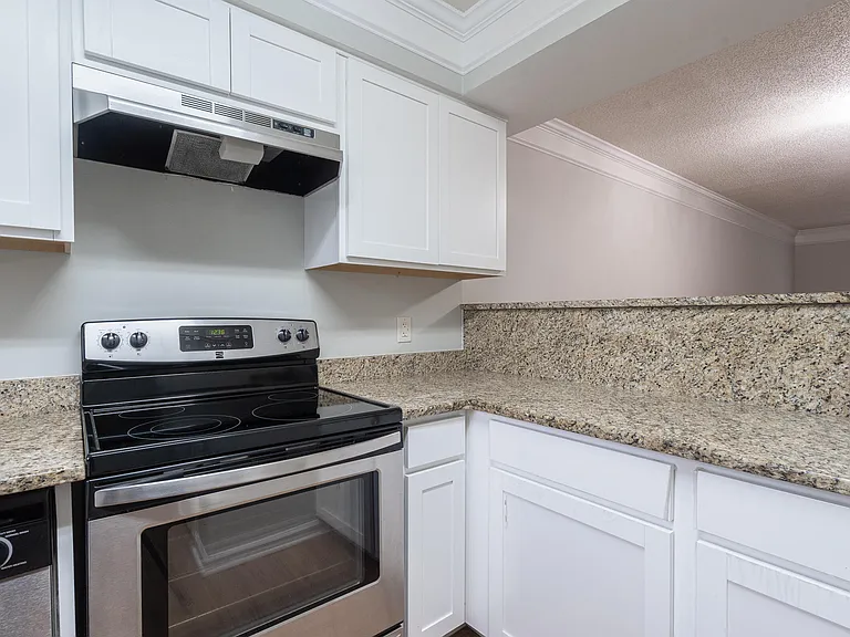 4418 Roller Ct — Photo 8
