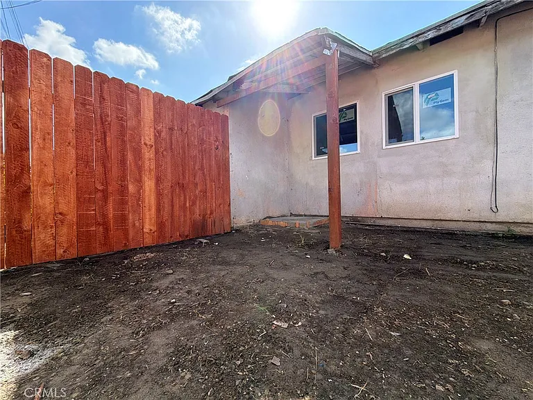 11937 Elliott Ave — Photo 14
