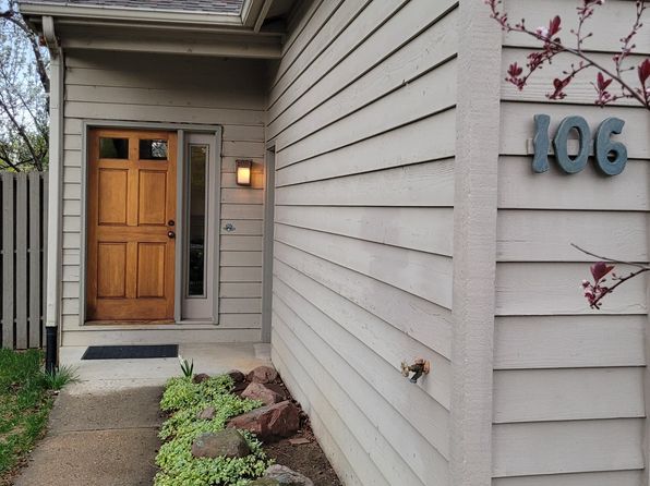 106 Genesee Ct
