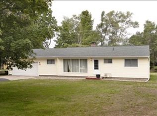 56080 Wilbur Rd, Three Rivers, MI 49093